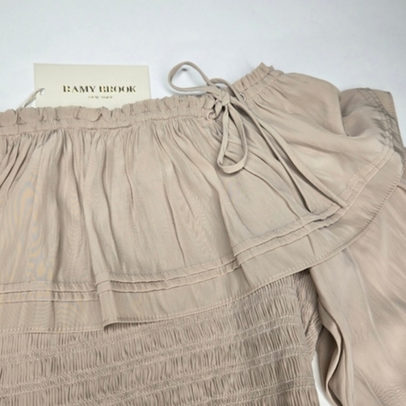 NEW RAMY BROOK Tan top, off shoulder,  Corset elastic bodice,  Size Small/ P ❤️ - Picture 2 of 9